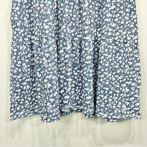 NWOT Boutique Floral Sleevless V-neck Shirt-Dress - Picture 12 of 12